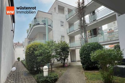 Ihr eigenes Plätzchen: 2 Zimmer, Terrasse & ruhige Hinterhauslage