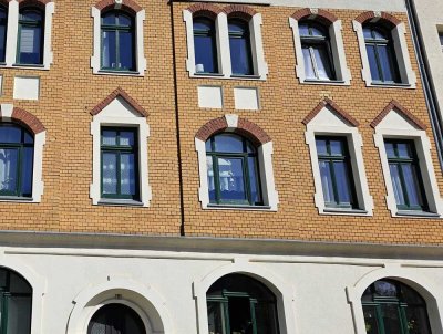 Gründerzeitcharme, zeitlos solide Wertanlage, denkmalgerecht saniert, 3 Zimmer mit Balkon