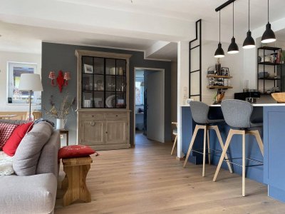 PREISREDUKTION &amp; PROVISIONSFREI - große Wohnung mit Terrasse, Balkonen und Garten
