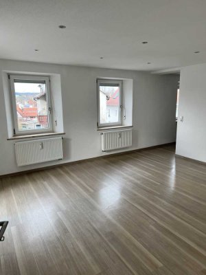 Exklusive 2-Zimmer-Wohnung mit Balkon in Neuburg an der Donau