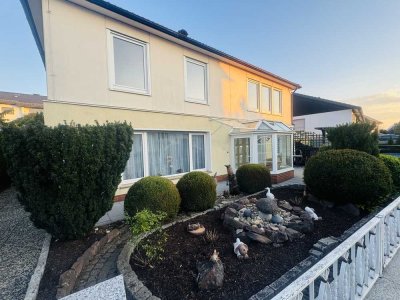 5 Zimmer großer Garten Garage Sauna Wintergarten