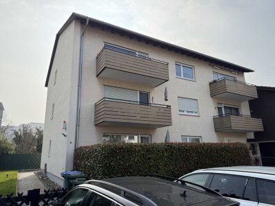 Mehrparteienhaus an der Bergstraße