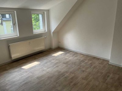 3-Zimmerwohnung im DG bezugsfertig
