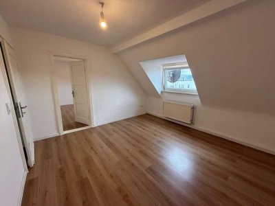 Großzügige 3-Zimmer-Dachgeschosswohnung in sehr guter, zentraler Wohnlage im beliebten Gelnhausen