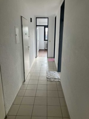 Emsdetten, frisch renovierte, ruhige 2-Zimmer-Penthouse-Wohnung mit Balkon in Emsdetten