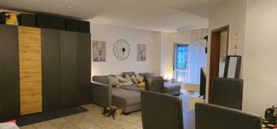 Zwei Zimmer Wohnung, Nachmieter gesucht (ab 01.12.)