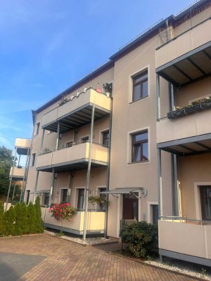 1 Raum Wohnung mit Balkon