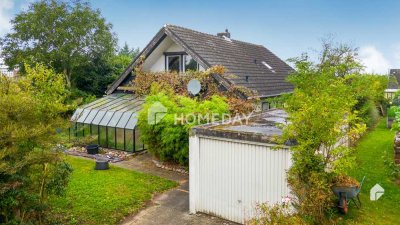 Verstecktes Einfamilienhaus im Dornröschenschlaf mit viel Platz zum Erwecken