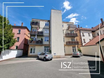 Der Blick lohnt sich! Wohnen im obersten Stock, Aufzug, Balkon & Ausbaumöglichkeit mit Dachterrasse