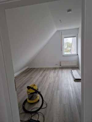 Renovierte 2,5-Zimmer-Wohnung im 2. OG mit Stellplatz in Brüggen