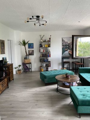 Geräumige 3 Zimmer Wohnung mit EBK in zentraler Lage von Mönchengladbach