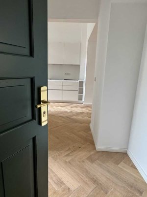 Exklusives Wohnen im Lehel - 2 Zimmer Wohnung mit luxuriöser Ausstattung nahe Englischer Garten