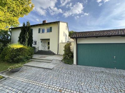 Großzügiges Mehrgenerationenhaus mit Potential