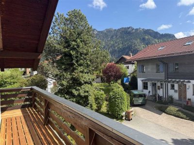 Charmante und helle 2-Zimmerwohnung mit Balkon und neuer EBK