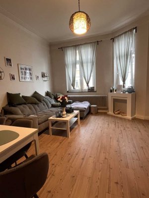 Charmante Altbauwohnung mit Balkon