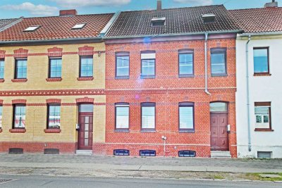 Reihenmittelhaus mit 2 Wohneinheiten in Dessau-Roßlau OT Alten