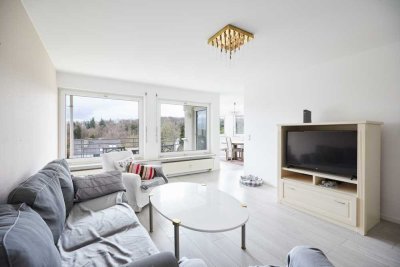 Attraktive 4,5 Zimmer-Wohnung mit Balkon in absolut ruhiger Lage von Stuttgart-Schönberg