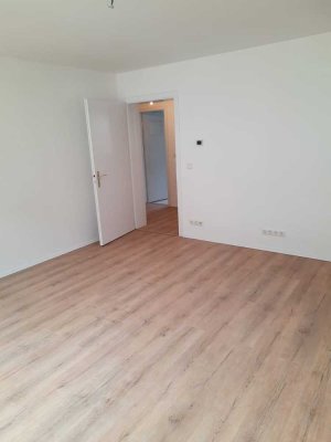 Erstbezug nach Renovierung – Frisch modernisierte 2-Zimmer-Wohnung in zentraler Lage von Herne!
