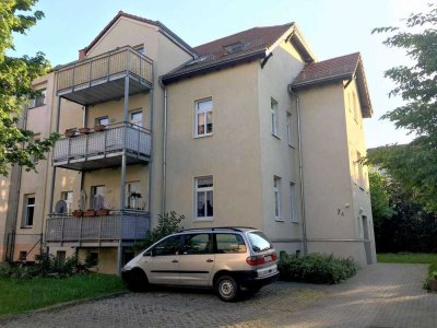 Vermietete 2- Zimmer-Wohnung mit Balkon im ruhigen Hinterhof