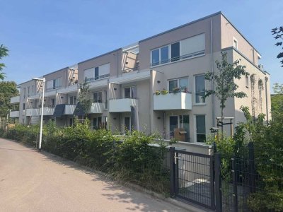 Urban und Grün! Townhouse mit Tiefgarage und kleinem Garten in beliebter Lage von Dresden-Pieschen