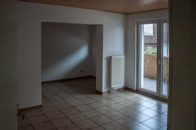 Schöne 4 Zimmerwohnung in Rodgau Jügesheim mit Balkon und Autostellplatz