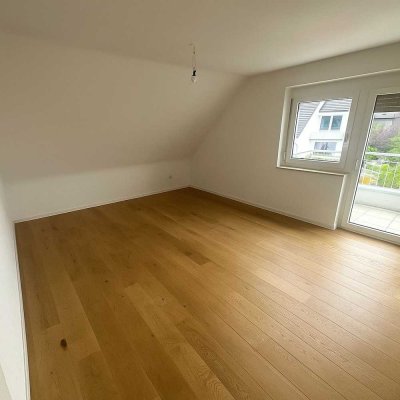 Exklusive, neuwertige 3-Zimmer-Wohnung mit Balkon und EBK in Gerlingen