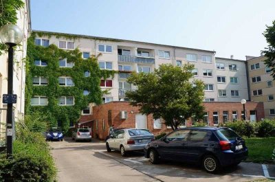 Frisch renovierte 4 RWE in der City