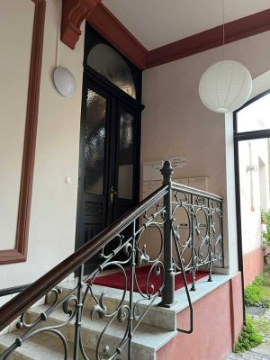 Direkt am Rhein! Wunderschöne, großzügige 3- 4 Zimmerwohnung