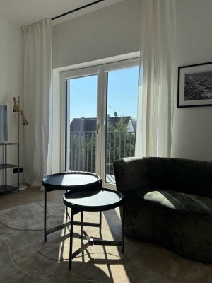 4,3% Rendite ! Studiowohnung mit großem Balkon - 1 Zimmer ! Möbliert inkl EBK im Kauf enthalten !