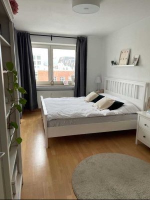 Helle 3-Zimmer-Wohnung mit Balkon — sehr zentral, ab Juni frei!