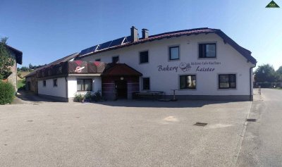 ÜBER 1000 m² NUTZFLÄCHE - WOHNHAUS, BÄCKEREI, CAFE, GREISSLEREI