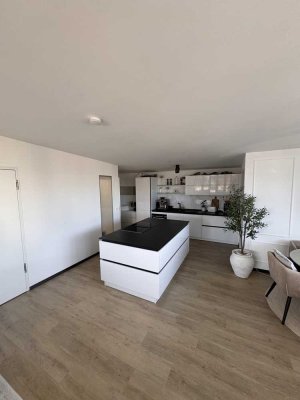 Moderne 2-Zimmer Wohnung mit vollausgestatteter Küche