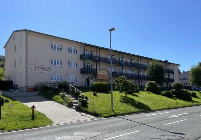 Kompakte 2-Raum Wohnung mit Einbauküche in Klingenthal