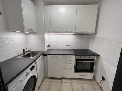 1 Zimmer in 3er WG,_Zi2  nähe München in Unterhaching