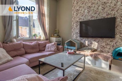Charmante 4,5-Zimmer-Altbauwohnung mit Potenzial zur Teilung in zentraler Lage!