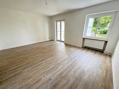 Grüne Sache - 2 Zimmer Erdgeschosswohnung mit Siedlungscharakter!