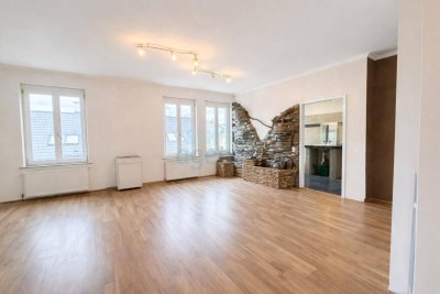 Open House: Sonntag 28.06.2026: Leerstehendes Bestandsobjekt, 10 Zimmer auf ca. 275m²