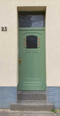 4-Raum-Wohnung mit 2 Bädern und Garten
