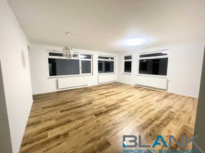 Großzügige 4,5-Zimmer-Wohnung mit Terrasse, privatem Garten und optionalem Hobbyraum in Leonberg