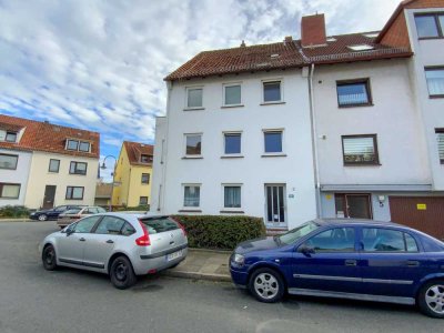 Hübsche 2-Zi.-Wohnung im DG in ruhiger Lage nahe Walle-Center!