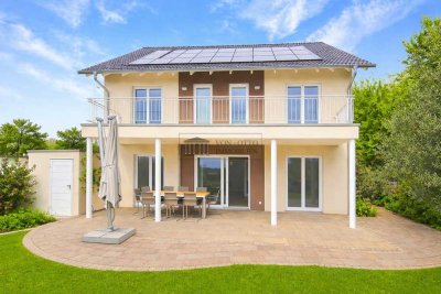 Architektur trifft Lebensgefühl  freistehendes Luxushaus