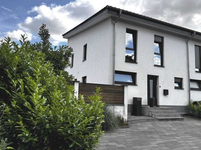Modernes Einfamilienhaus mit Wohlfühlcharakter – Effizient, stilvoll und familienfreundlich!