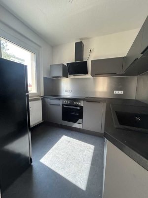 **ALLES NEU** 3-Raum Wohnung mit Balkon