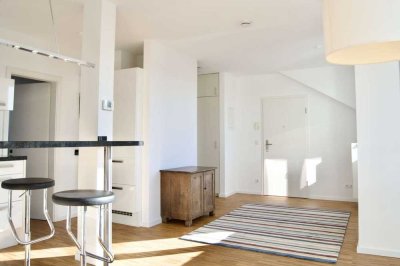 Stilvolle & hochwertige Dachgeschosswohnung in Düsseldorf-Wersten