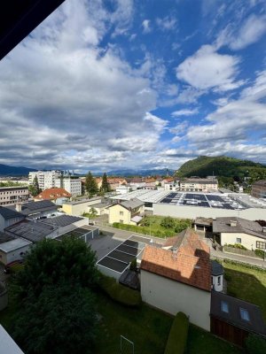 sanierte 2 Zimmer Eigentumswohnung mit neuwerigem Küchenblock und Balkon / IMS Immobilien / Judenburg