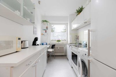 Wohnen mit Komfort – 3-Zimmer-Wohnung mit Aufzug, Balkon & Stellplatz!