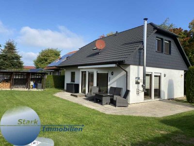 Stark! Wunderschönes 3 Raum EFH mit EBK und Garten!
