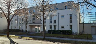 Geschmackvolle, neuwertige 4-Zimmer-Wohnung mit geh. Innenausstattung mit EBK in München Trudering