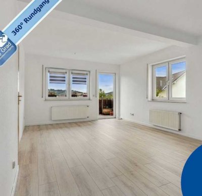 Sehr schöne und helle 3 Zimmer Wohnung mit Balkon und Einbauküche in Gummersbach - Berstig