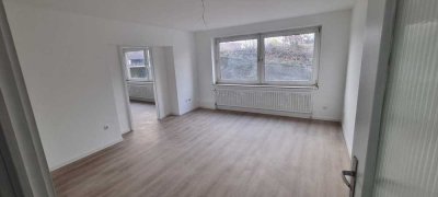 3-Zimmer-Wohnung (ca. 85 m²) frisch renoviert – direkt am Bahnhof Moers (Lotharstraße 6)